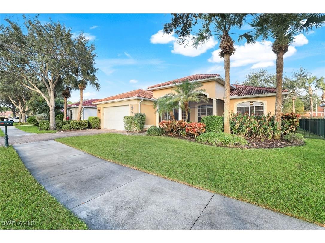 3815 Recreation Lane Naples FL 34116 225084086 image2