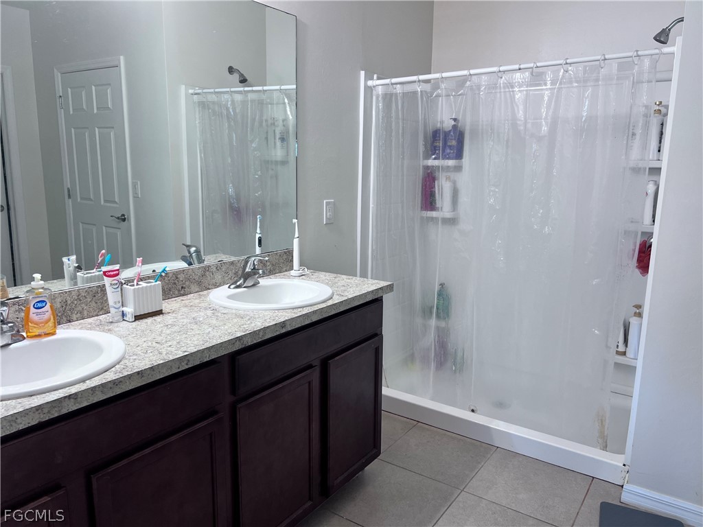 3815 SW 11th Place Cape Coral FL 33914 2026008869 image10
