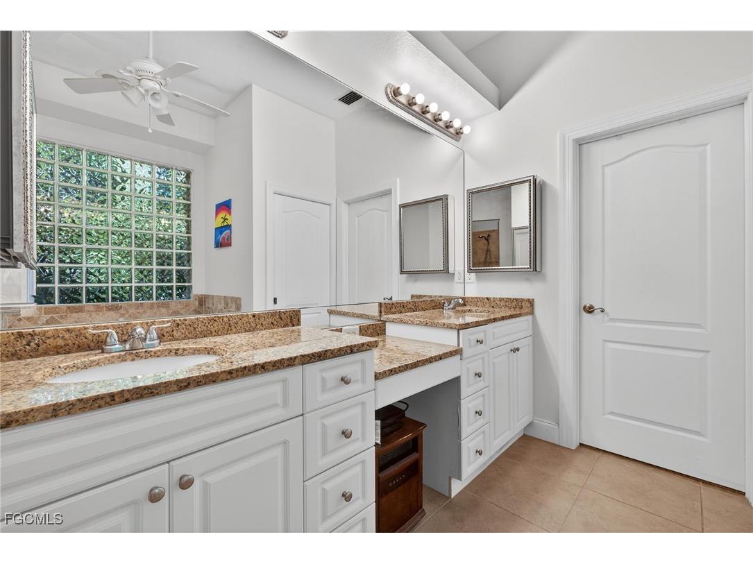 3815 Surfside Boulevard Cape Coral FL 33914 2026004413 image19
