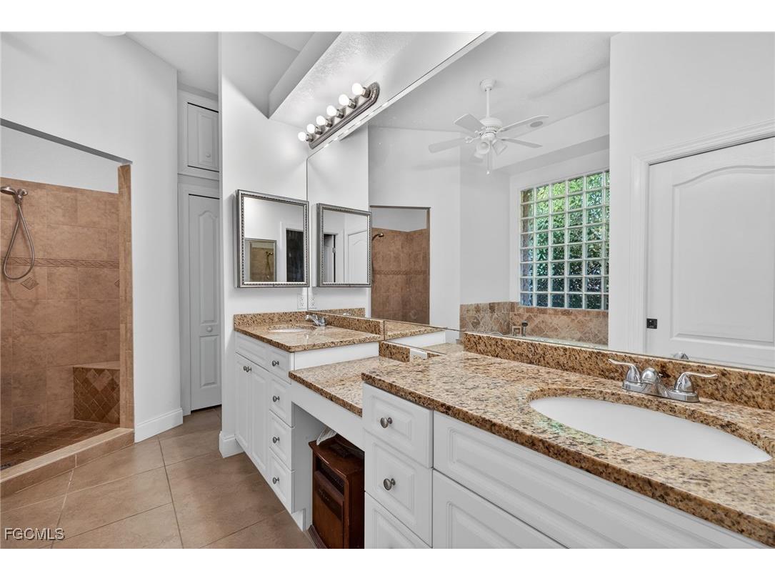 3815 Surfside Boulevard Cape Coral FL 33914 2026004413 image21