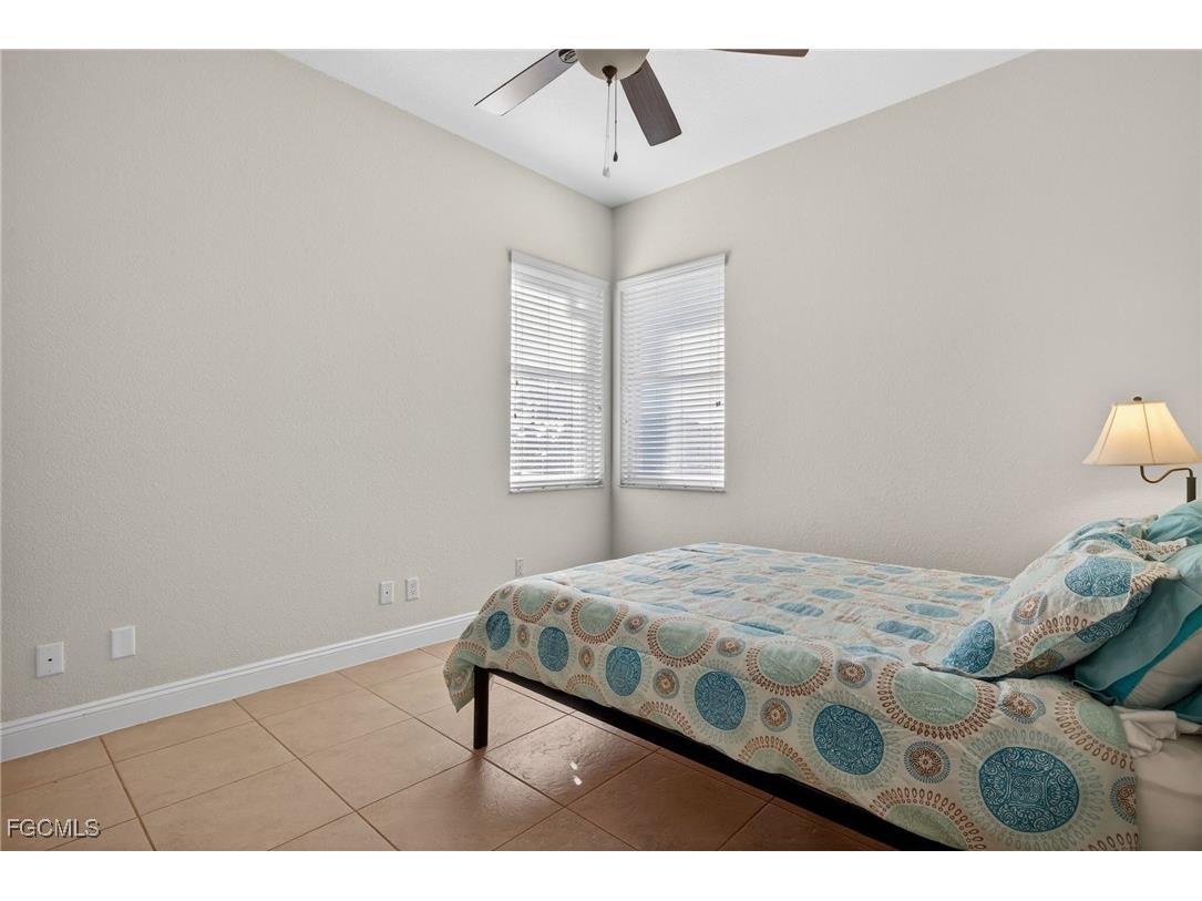 3815 Surfside Boulevard Cape Coral FL 33914 2026004413 image22