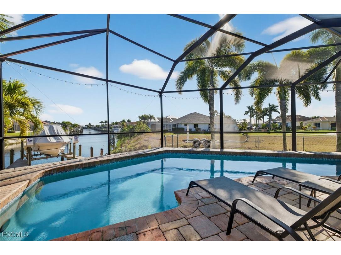 3815 Surfside Boulevard Cape Coral FL 33914 2026004413 image28