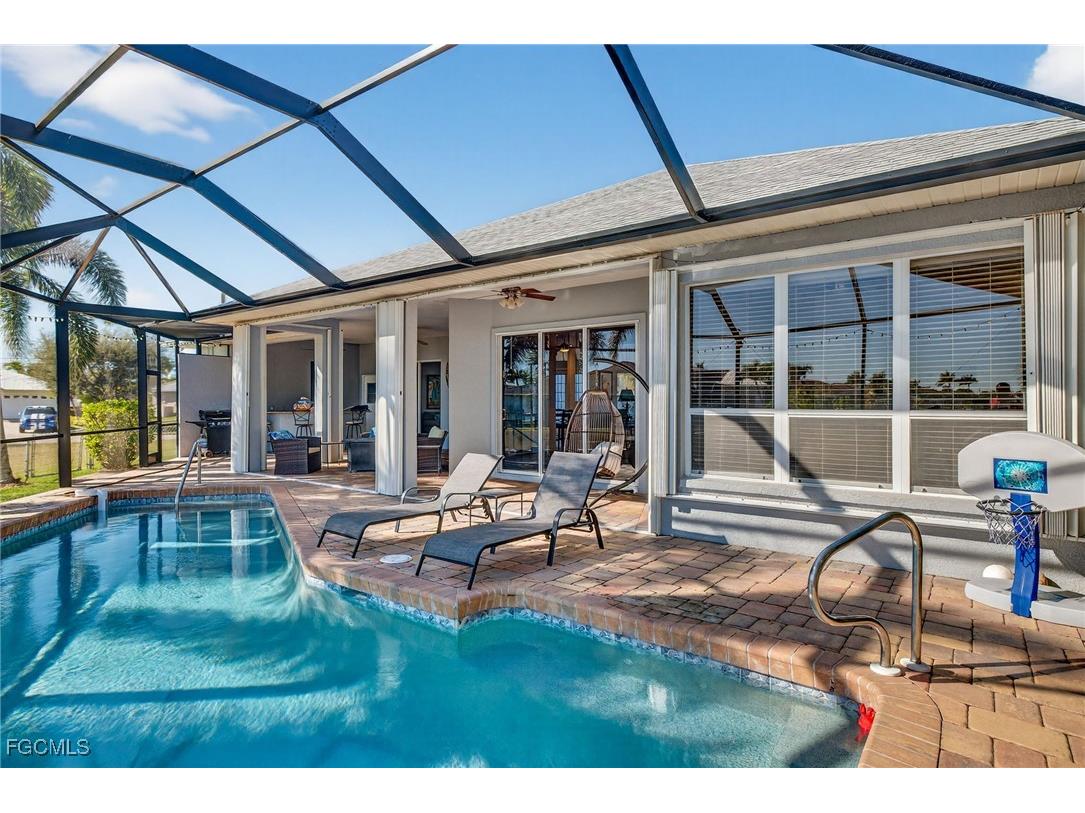 3815 Surfside Boulevard Cape Coral FL 33914 2026004413 image29