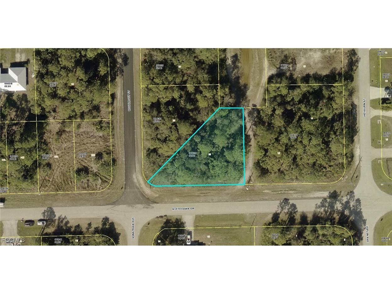 3816 Kittyhawk Drive Fort Myers FL 33905 2025020147 image1