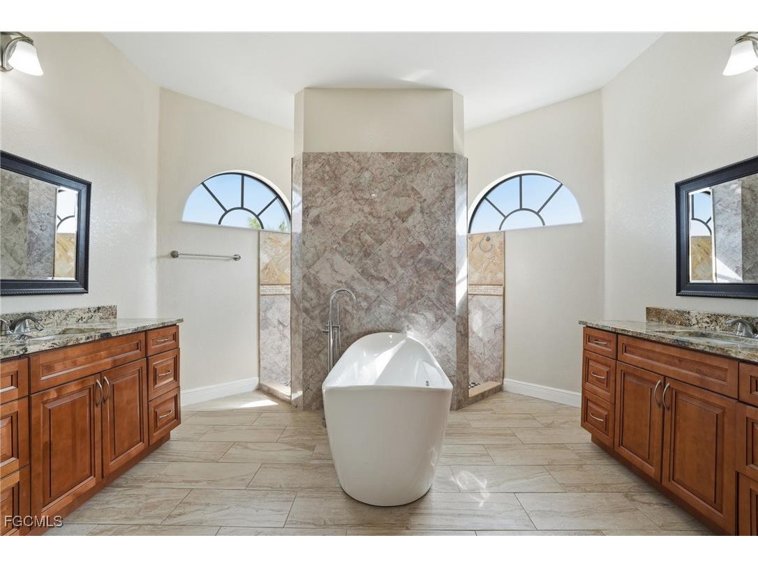 3816 NW 32nd Place Cape Coral FL 33993 2025023144 image20