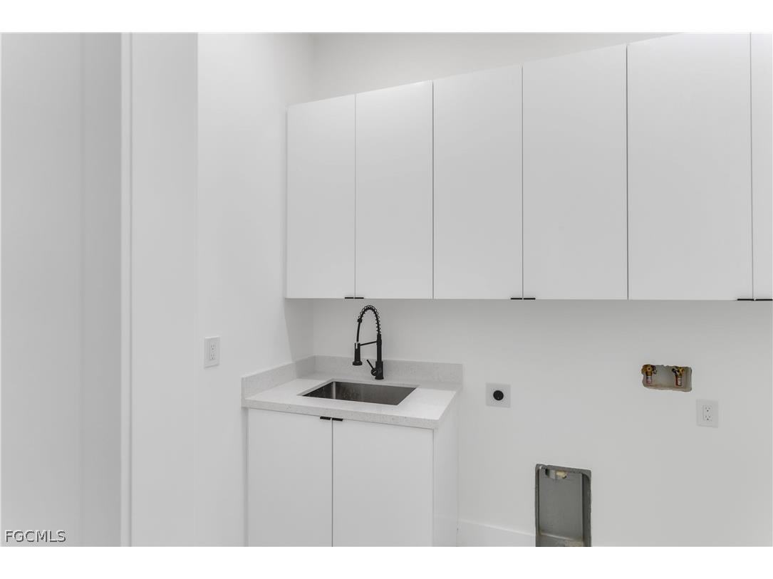 3817 NW 40th Street Cape Coral FL 33993 2026007249 image10