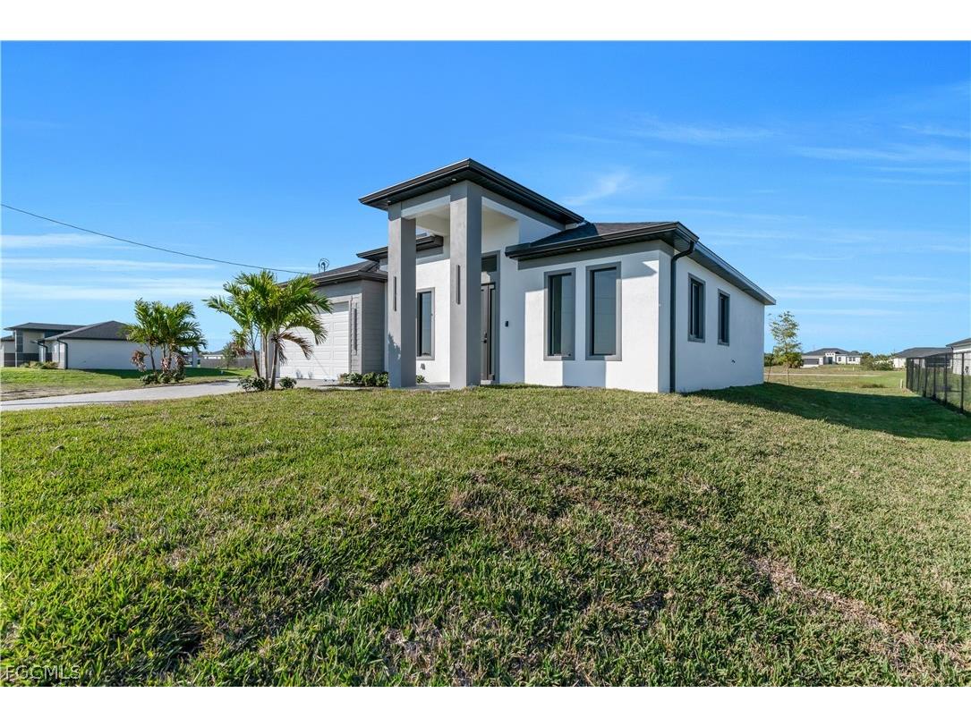 3817 NW 40th Street Cape Coral FL 33993 2026007249 image37