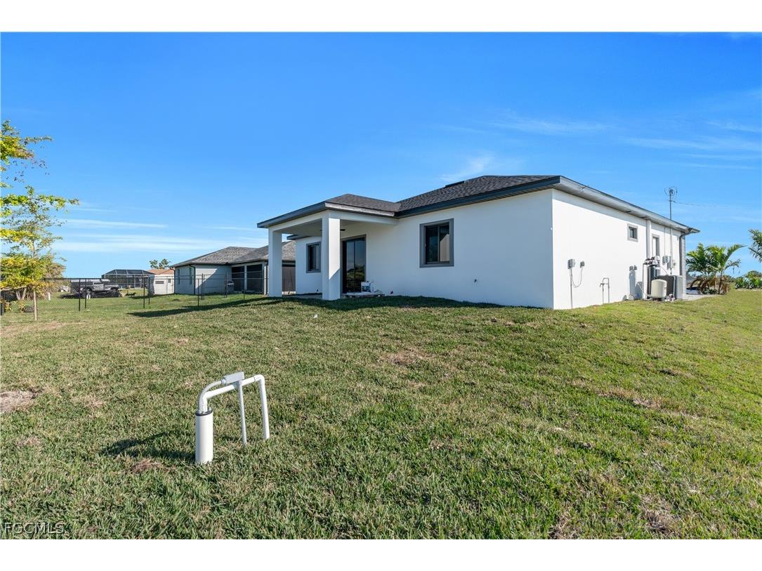 3817 NW 40th Street Cape Coral FL 33993 2026007249 image41