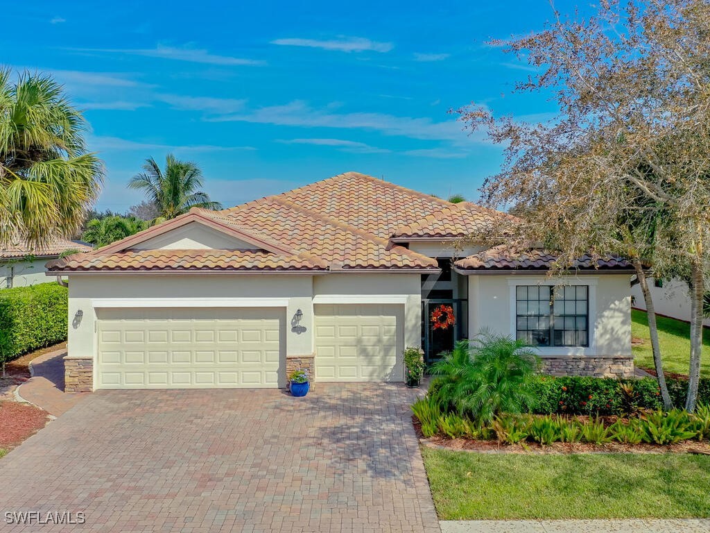 3817 Ruby Way Naples FL 34114 225071328 image1