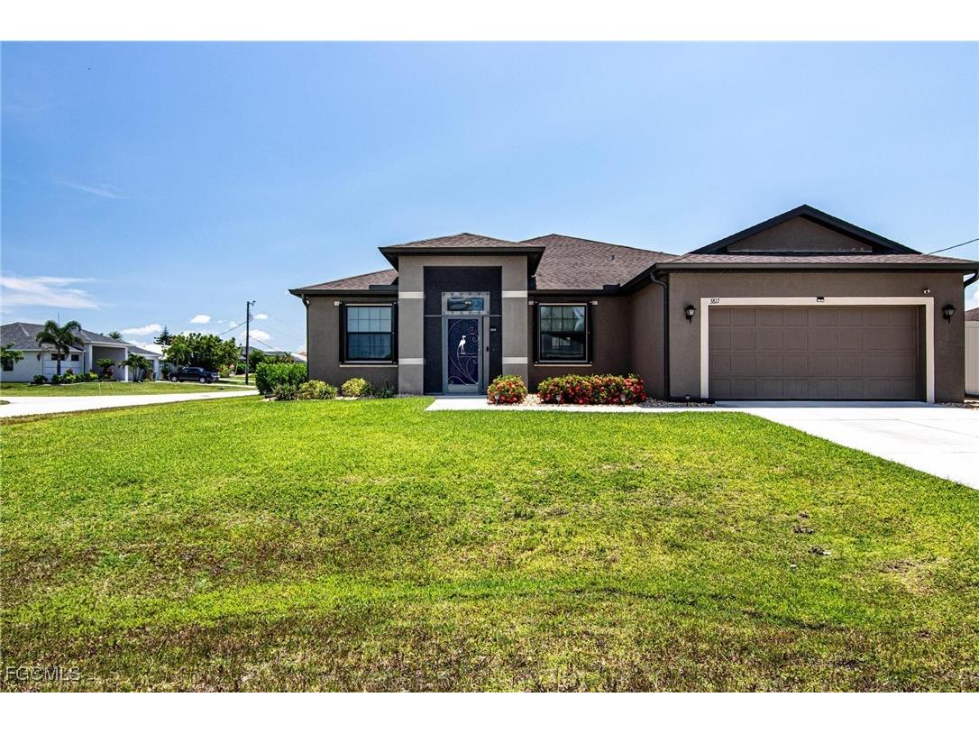 3817 SW 14th Avenue Cape Coral FL 33914 2025003636 image1