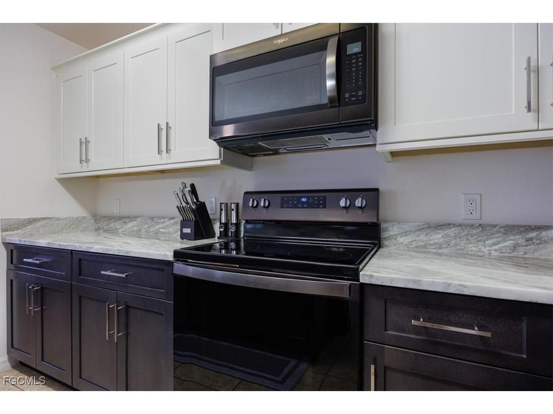 3818 SW 15th Place Cape Coral FL 33914 2025024955 image11