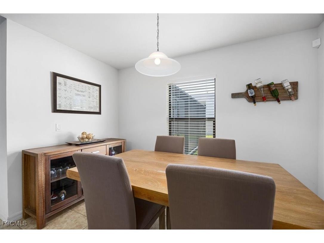 3818 SW 15th Place Cape Coral FL 33914 2025024955 image13