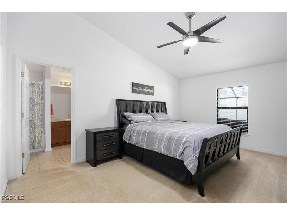 3818 SW 15th Place Cape Coral FL 33914 2025024955 image14