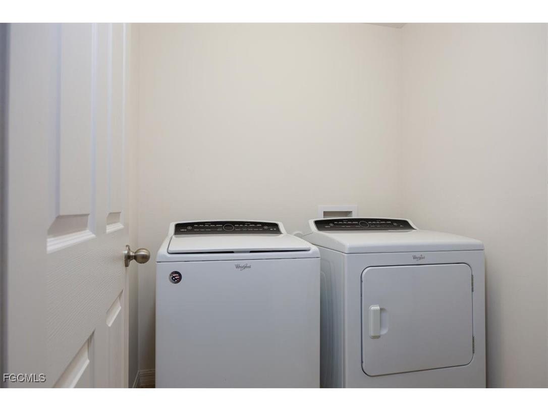 3818 SW 15th Place Cape Coral FL 33914 2025024955 image28