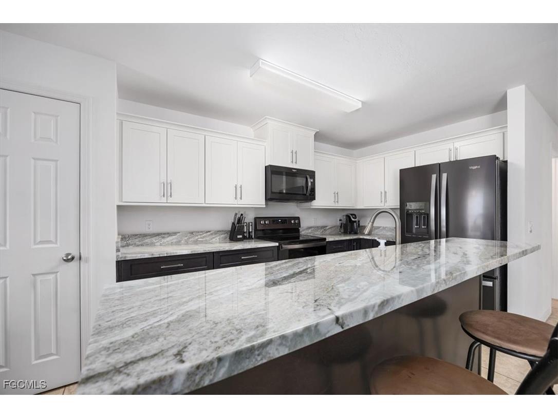 3818 SW 15th Place Cape Coral FL 33914 2025024955 image9