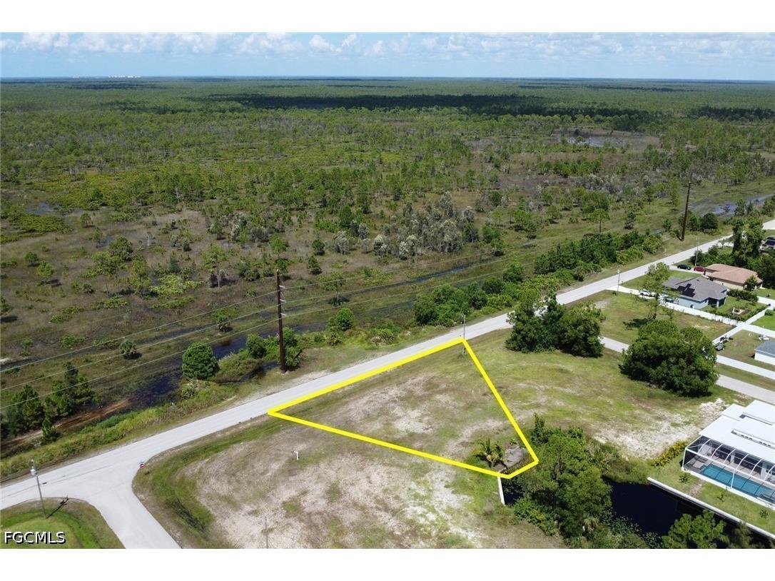 3819 Andalusia Boulevard Cape Coral FL 33909 2026029127 image5