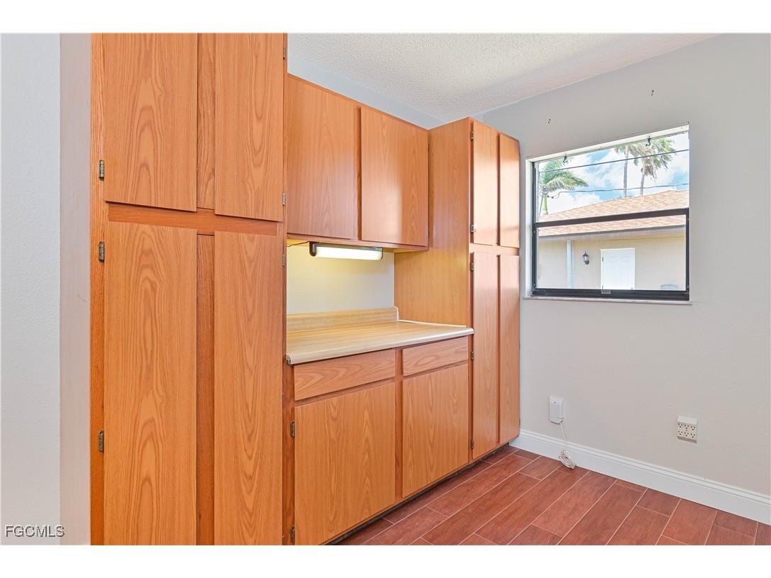 3819 SE 2nd Avenue Cape Coral FL 33904 2025015617 image17