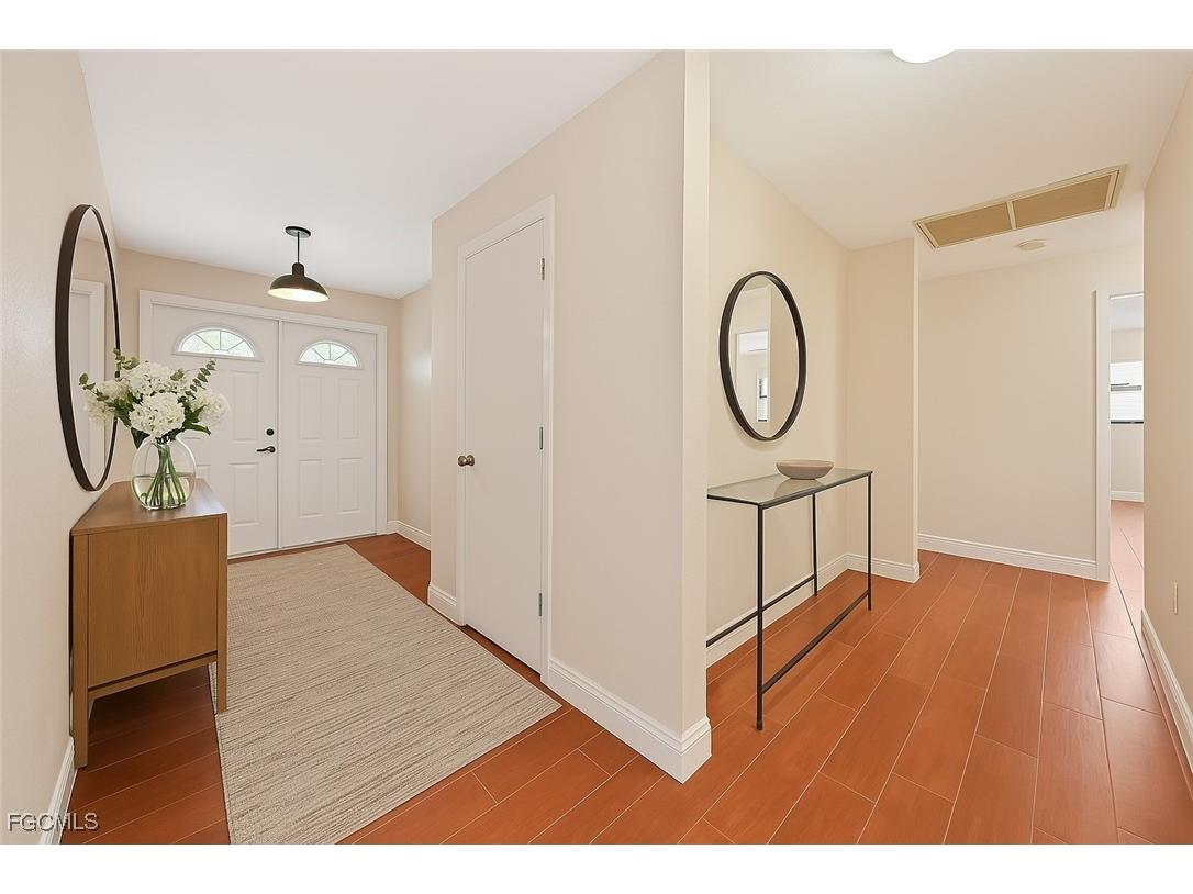 3819 SE 2nd Avenue Cape Coral FL 33904 2025015617 image5