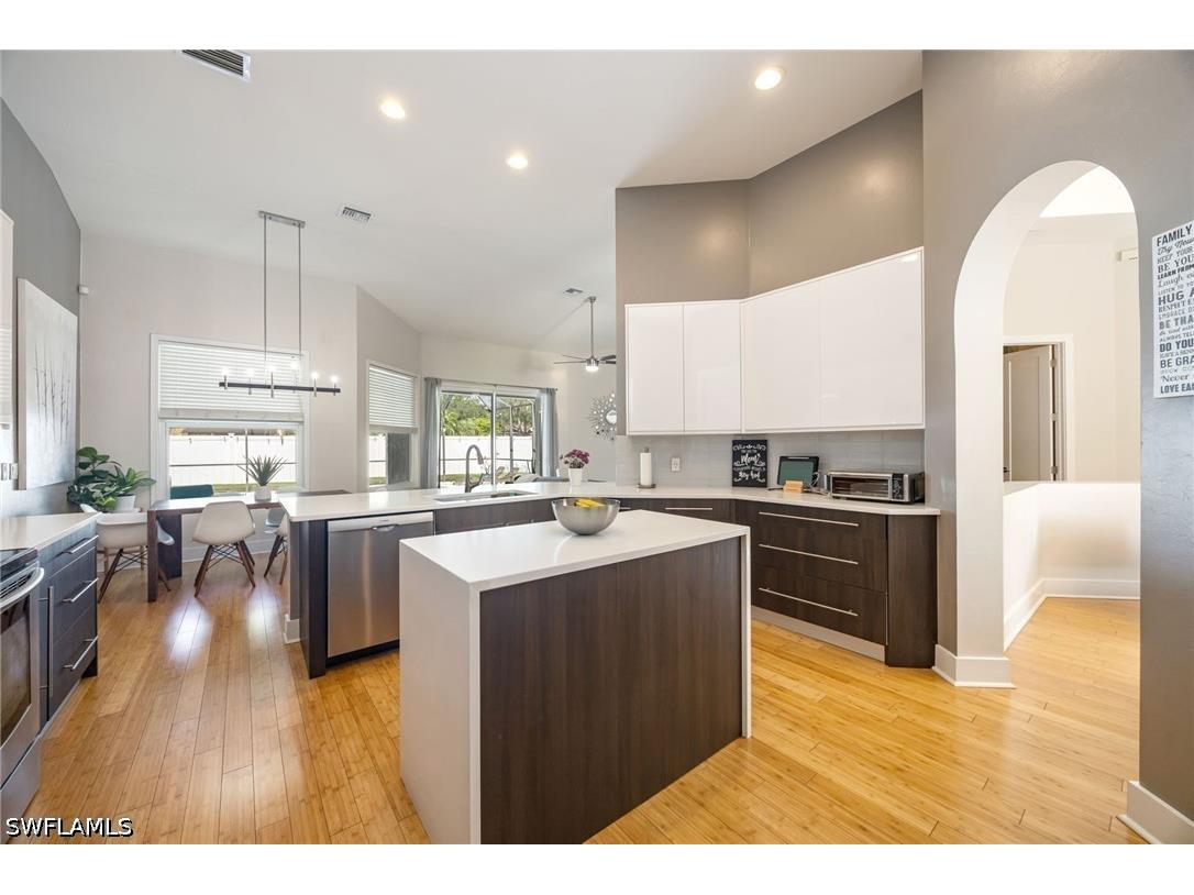 382 Burnt Pine Drive Naples FL 34119 226019313 image10
