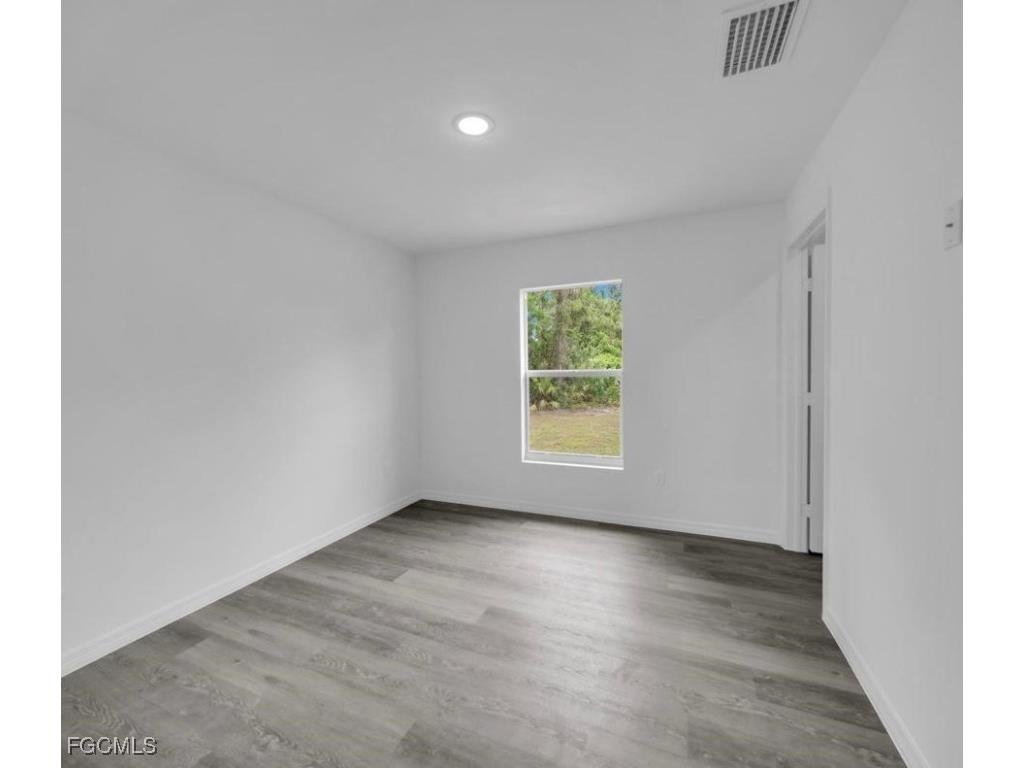 382 Mcarthur Boulevard Lehigh Acres FL 33974 2026000414 image9