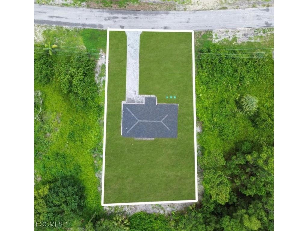 382 Mcarthur Boulevard Lehigh Acres FL 33974 2026000418 image2