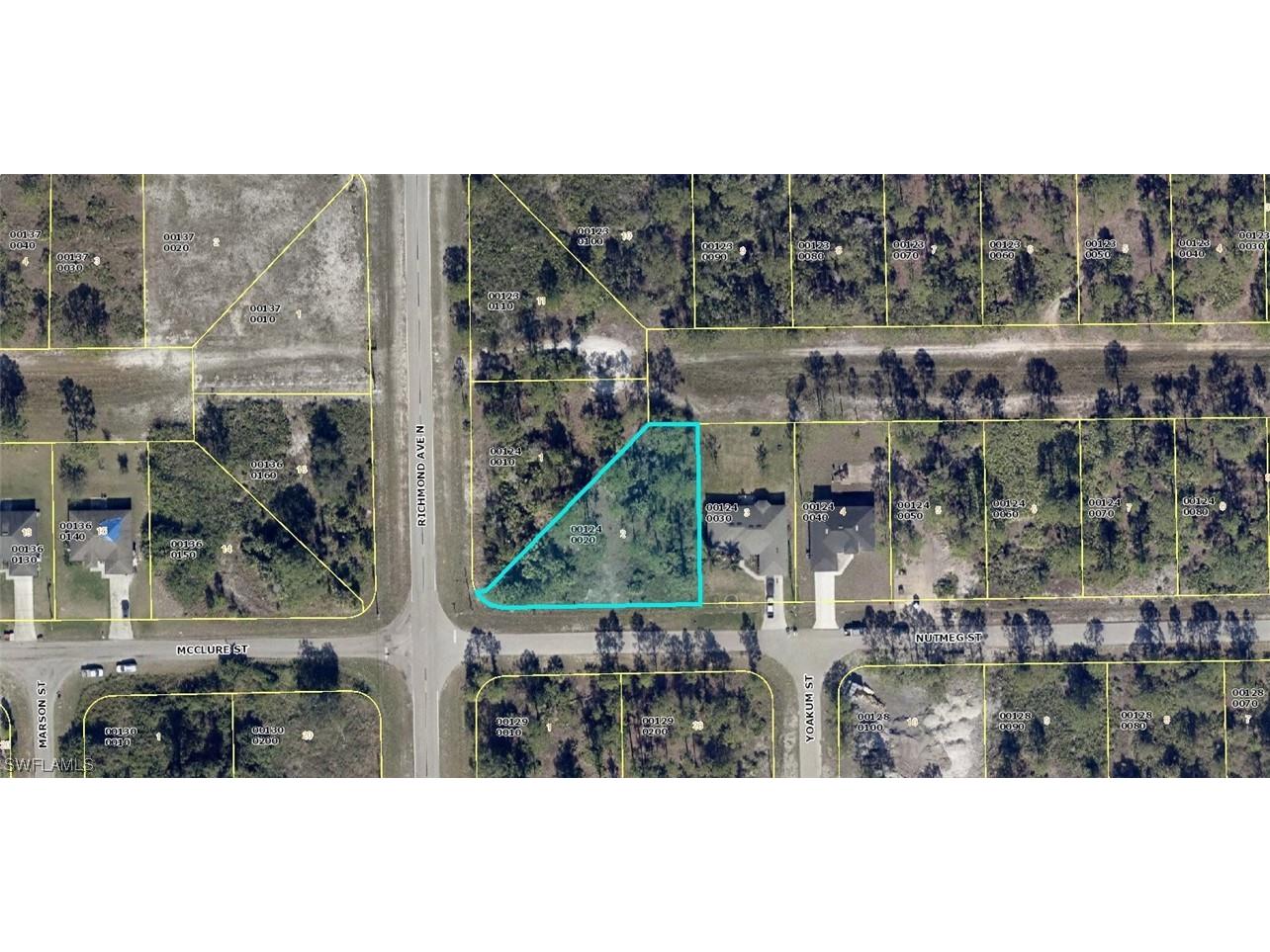 382 Nutmeg Street Lehigh Acres FL 33972 224004788 image1