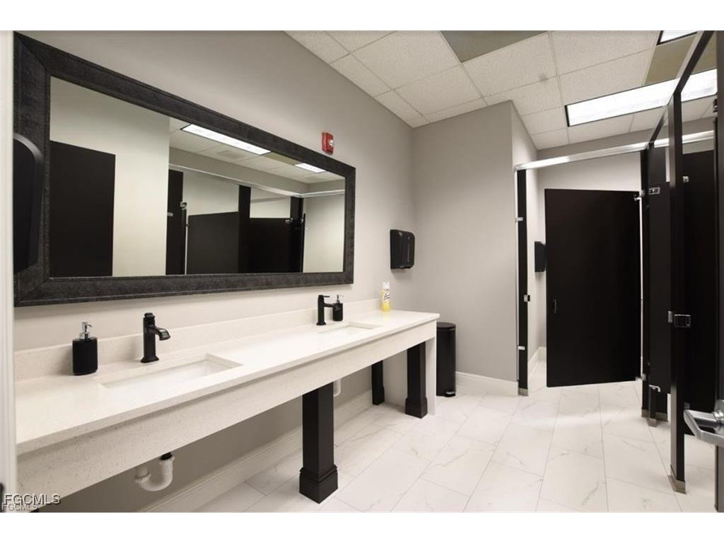 3820 Colonial Boulevard Fort Myers FL 33966 2025009607 image25