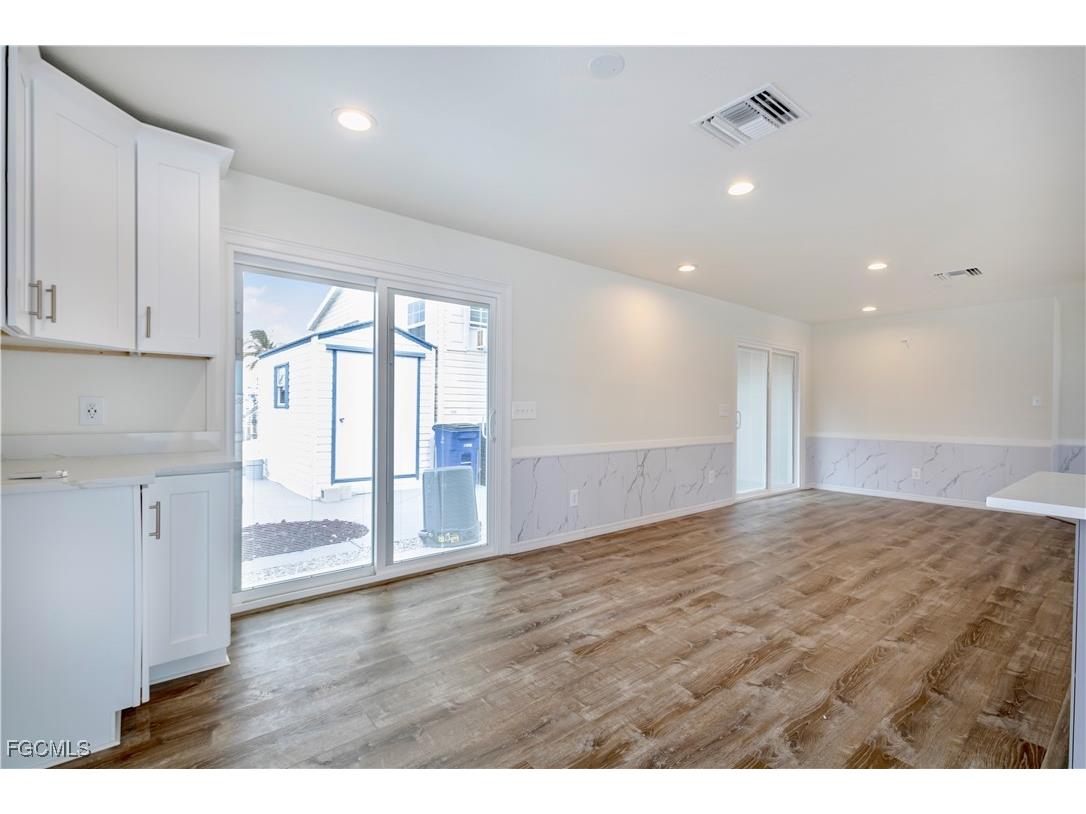 3820 Coconut Drive Saint James City FL 33956 2025015872 image13