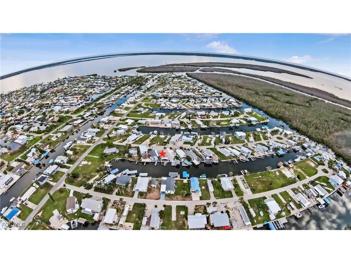 3820 Coconut Drive Saint James City FL 33956 2025015872 image14