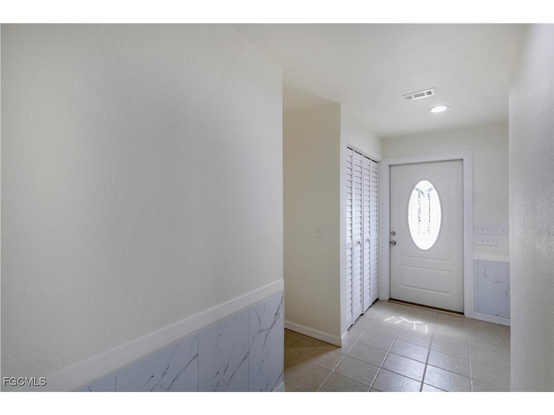 3820 Coconut Drive Saint James City FL 33956 2025015872 image32