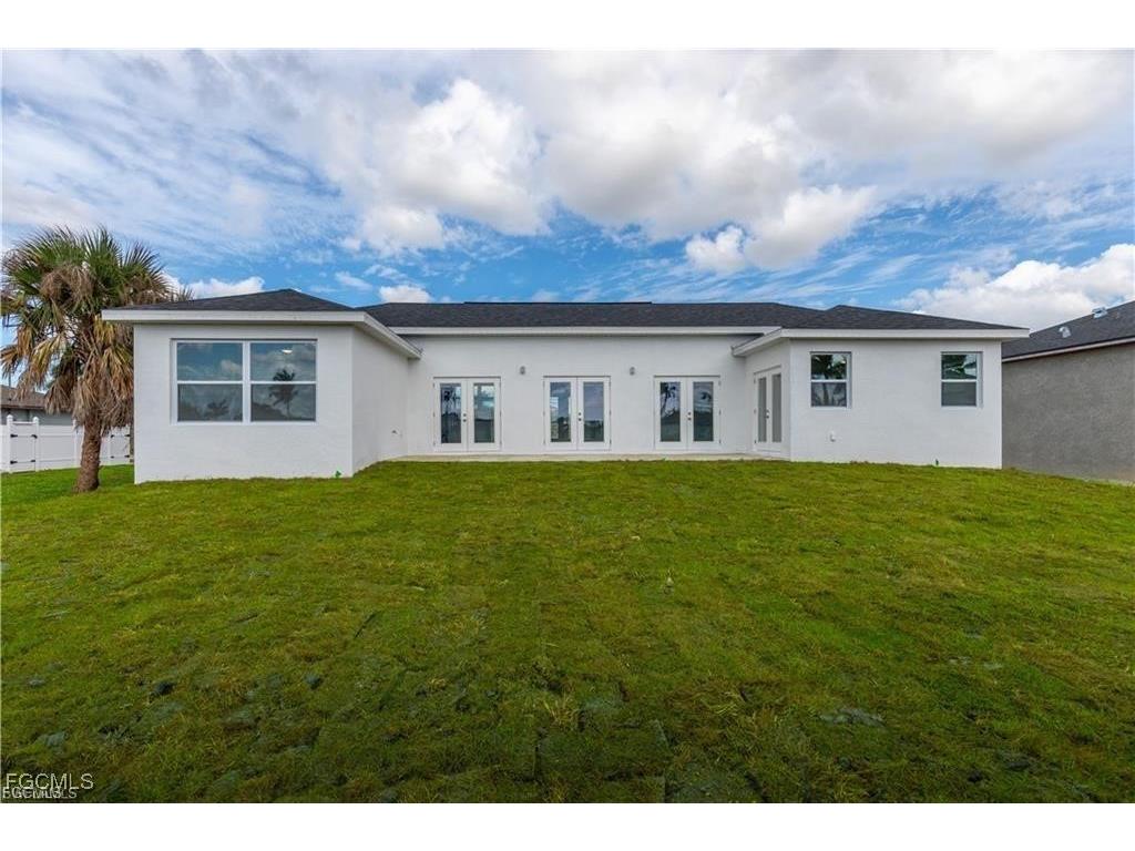 3820 Embers Parkway W Cape Coral FL 33993 2025019759 image2