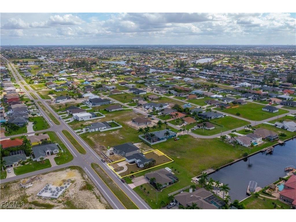 3820 Embers Parkway W Cape Coral FL 33993 2025019759 image4