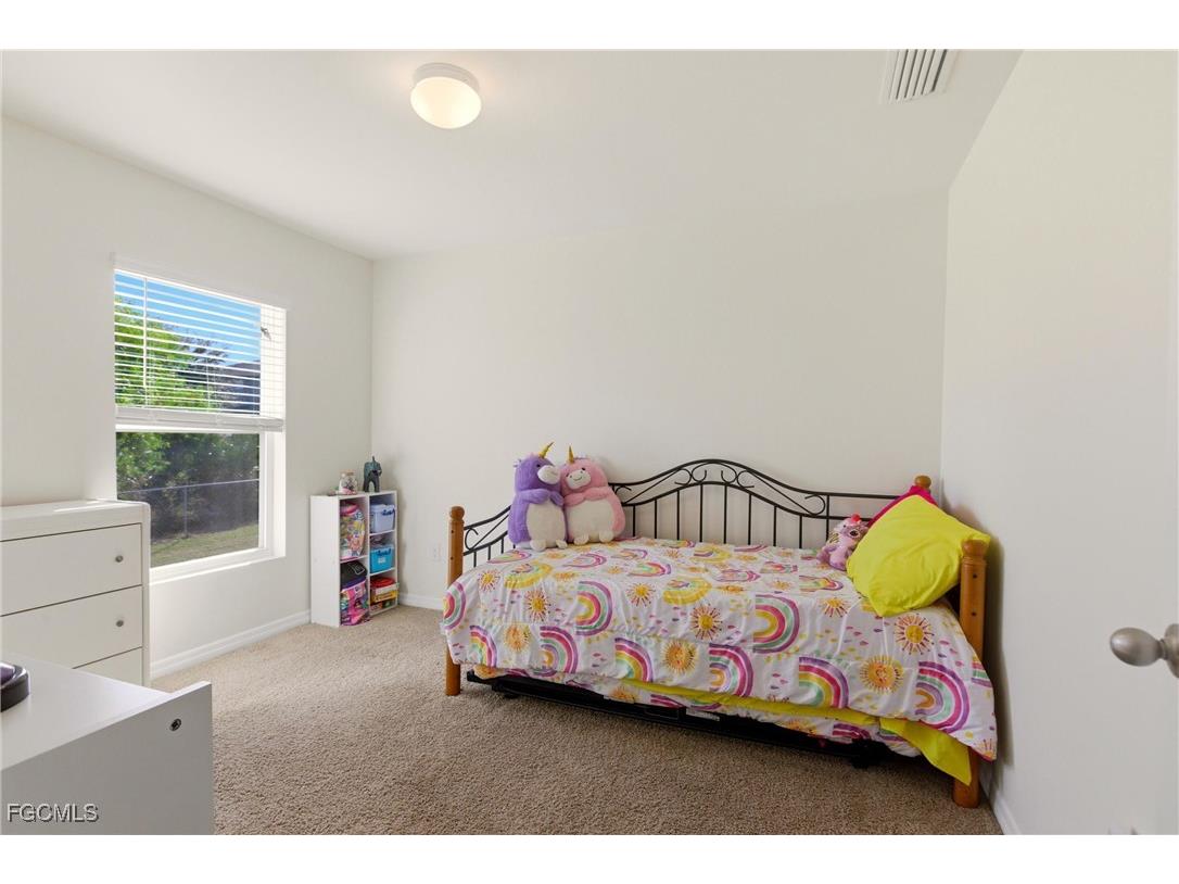 3820 NE 10th Place Cape Coral FL 33909 2025021752 image22