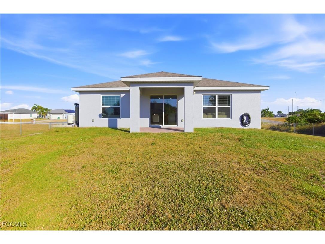3820 NE 10th Place Cape Coral FL 33909 2025021752 image26