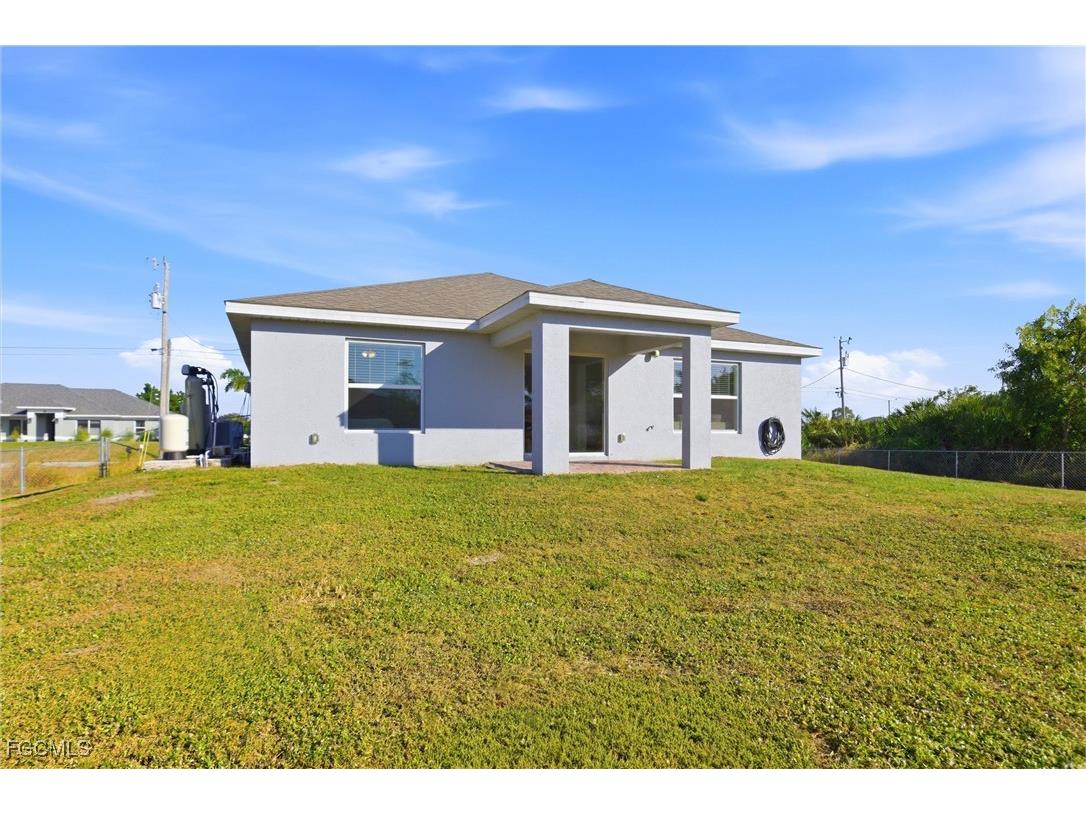 3820 NE 10th Place Cape Coral FL 33909 2025021752 image27