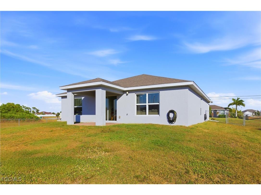 3820 NE 10th Place Cape Coral FL 33909 2025021752 image28