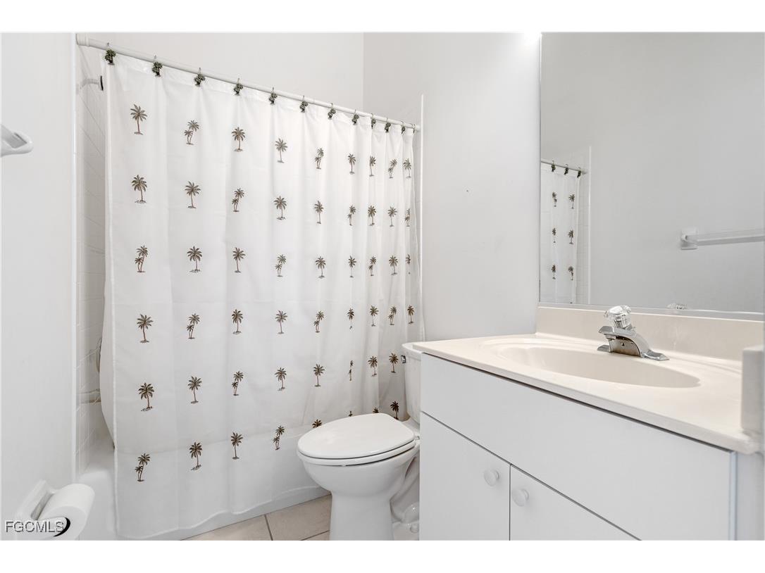 3820 Ponytail Palm Court North Fort Myers FL 33917 2025006409 image26