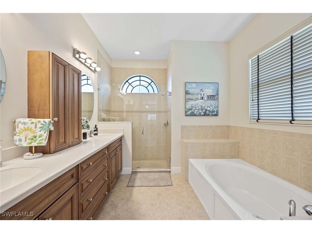 3820 Ruby Way Naples FL 34114 225059117 image19