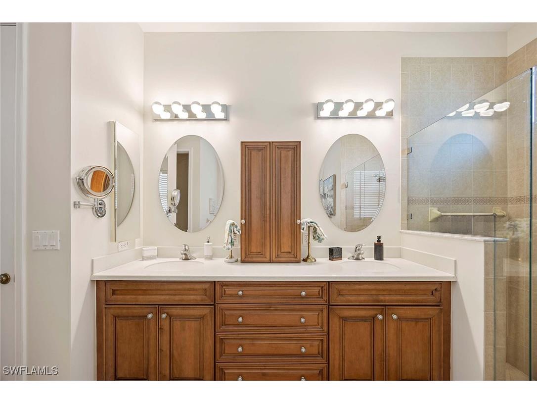 3820 Ruby Way Naples FL 34114 225059117 image21