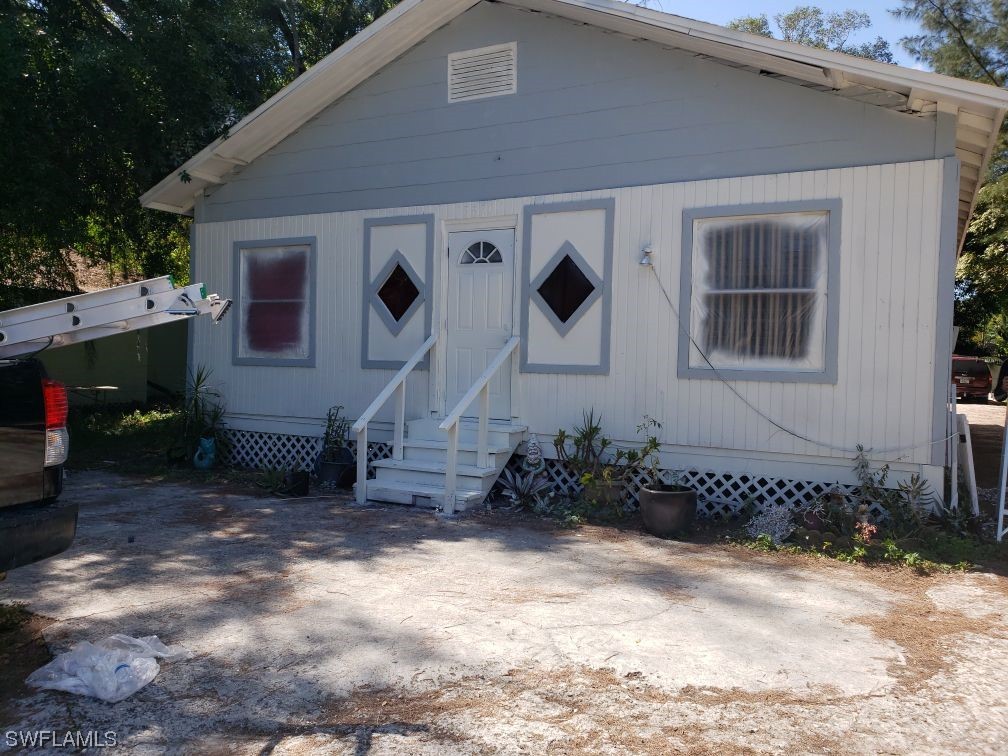 3820 Washington Avenue Fort Myers FL 33916 223091276 image1