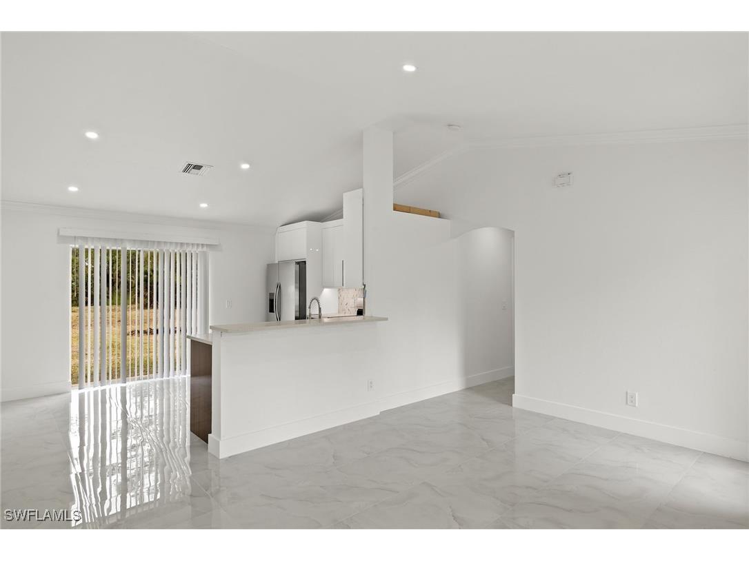 3821 10th Avenue NE Naples FL 34120 225069954 image10