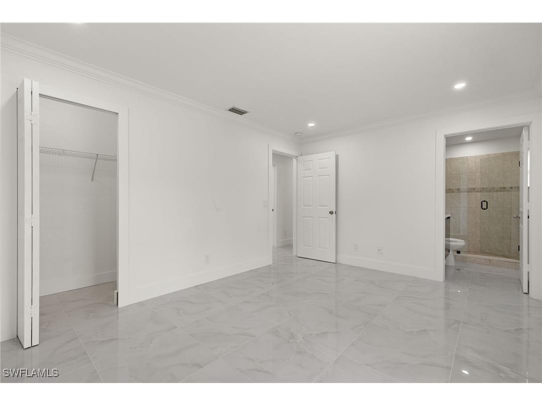 3821 10th Avenue NE Naples FL 34120 225069954 image16