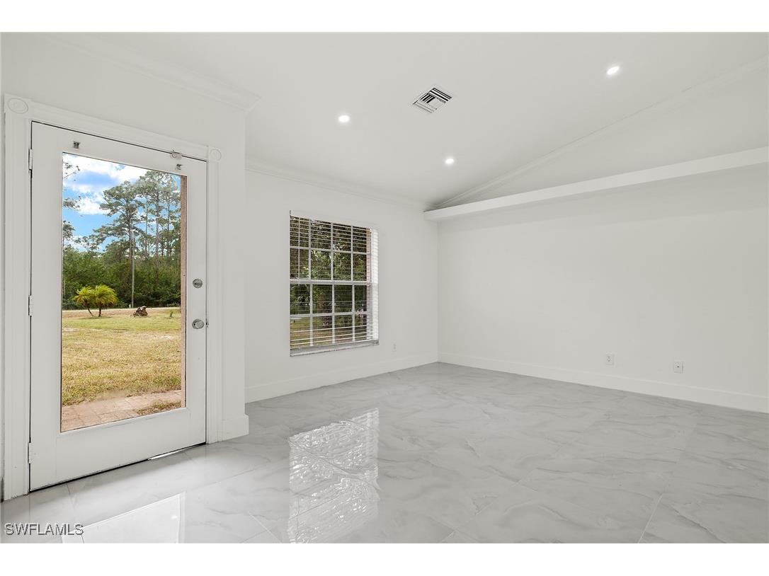 3821 10th Avenue NE Naples FL 34120 225069954 image7