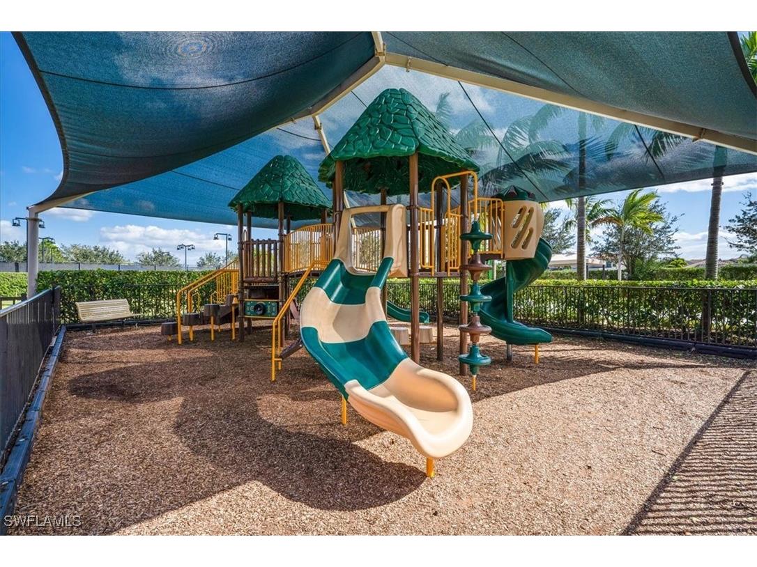 3821 Columbia Court Naples FL 34119 225079278 image37