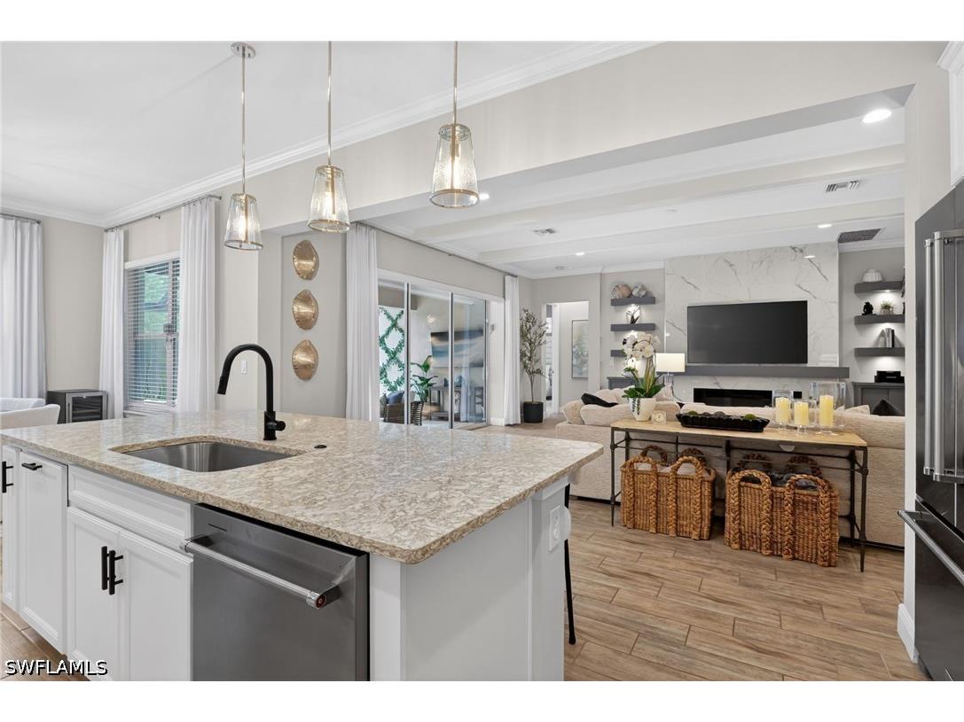 3821 Helmsman Drive Naples FL 34120 226018090 image20