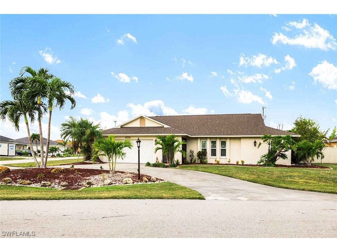 3822 SW 6th Place Cape Coral FL 33914 223094942 image1