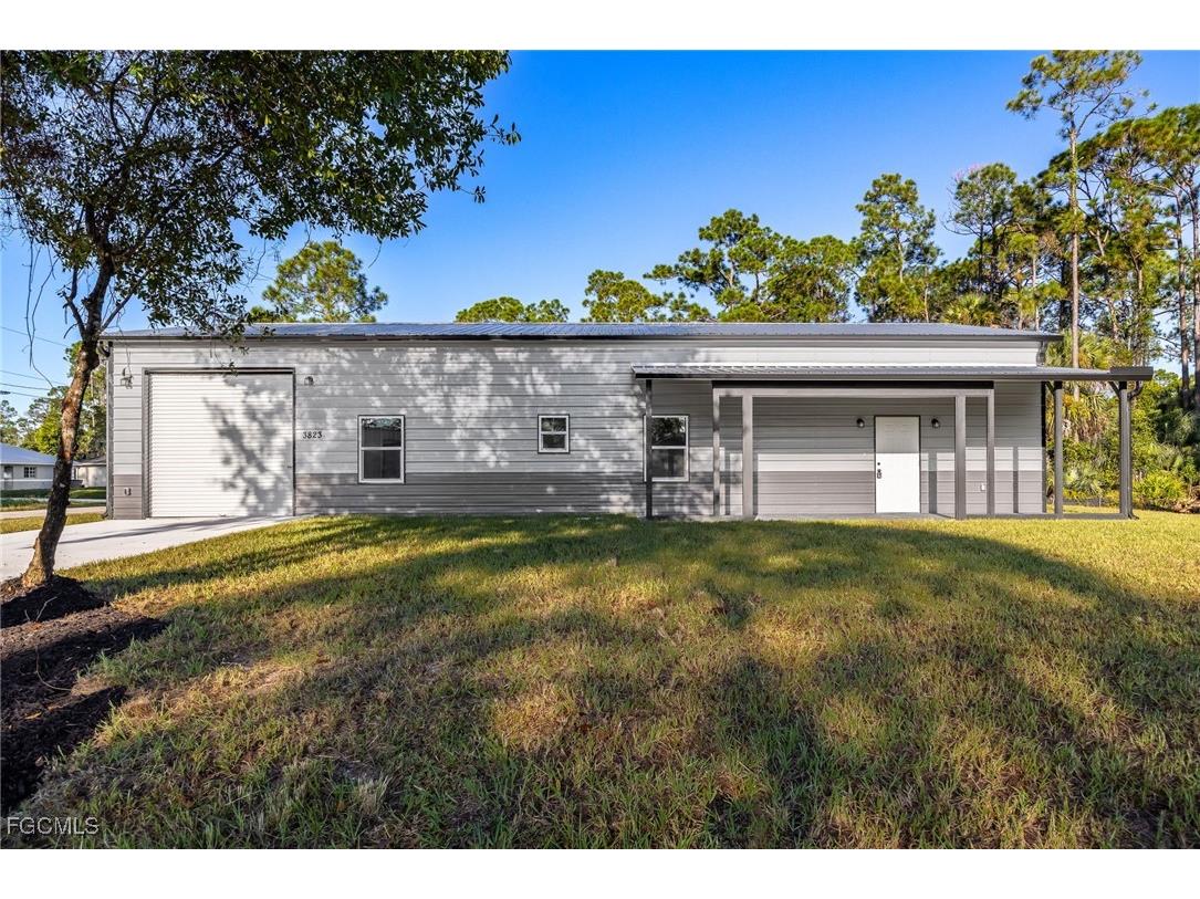 3823 Highlight Street Fort Myers FL 33905 2025013410 image1