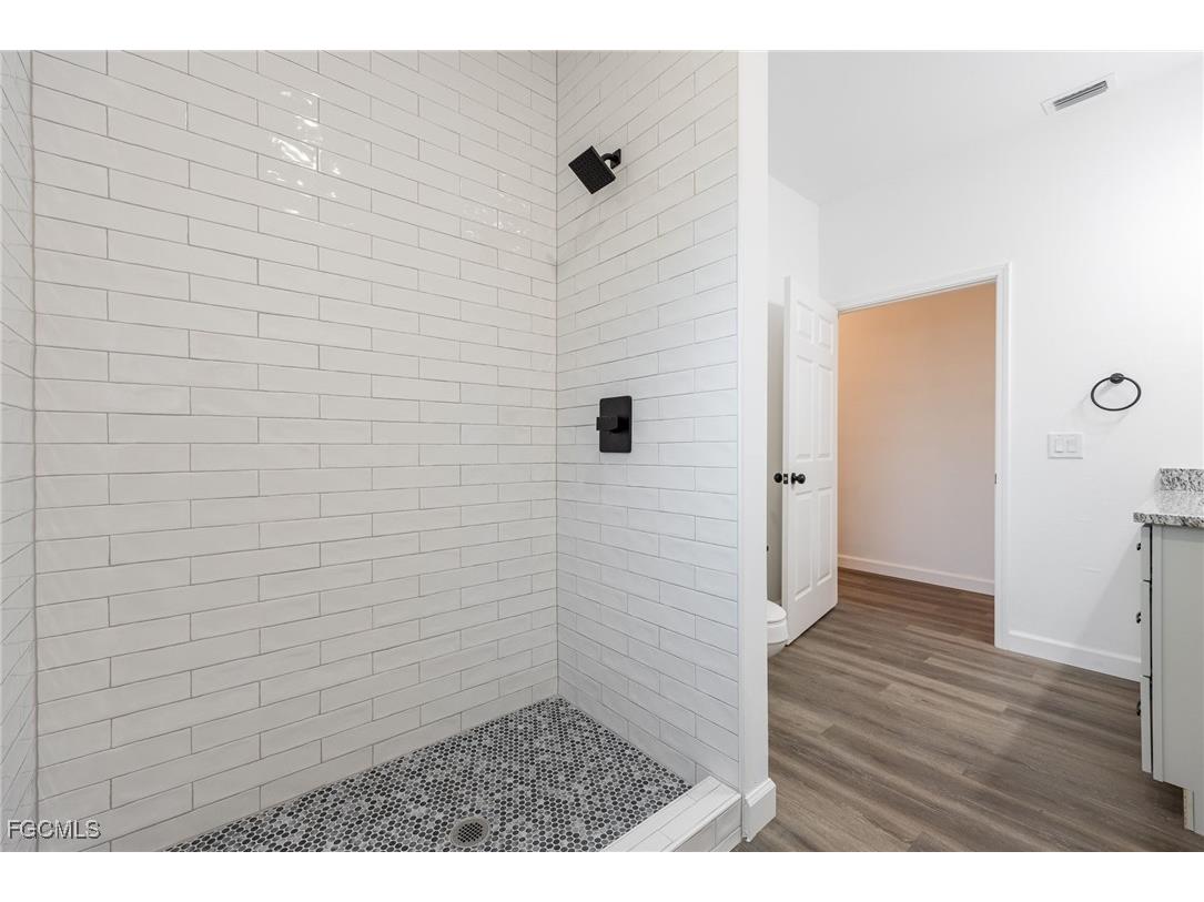 3823 Highlight Street Fort Myers FL 33905 2025013410 image25