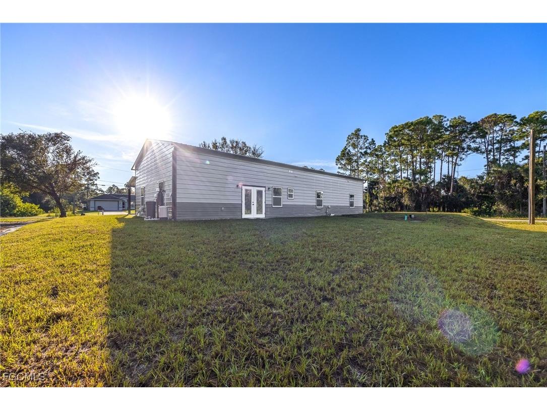 3823 Highlight Street Fort Myers FL 33905 2025013410 image29