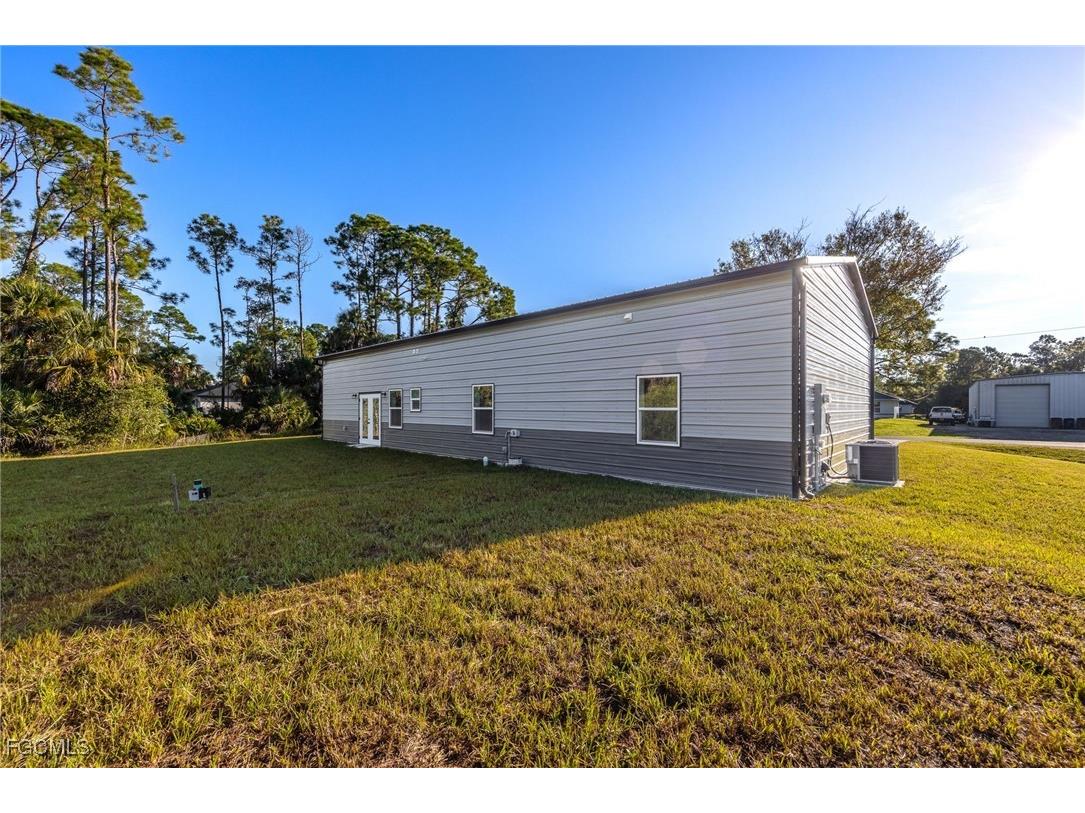 3823 Highlight Street Fort Myers FL 33905 2025013410 image31